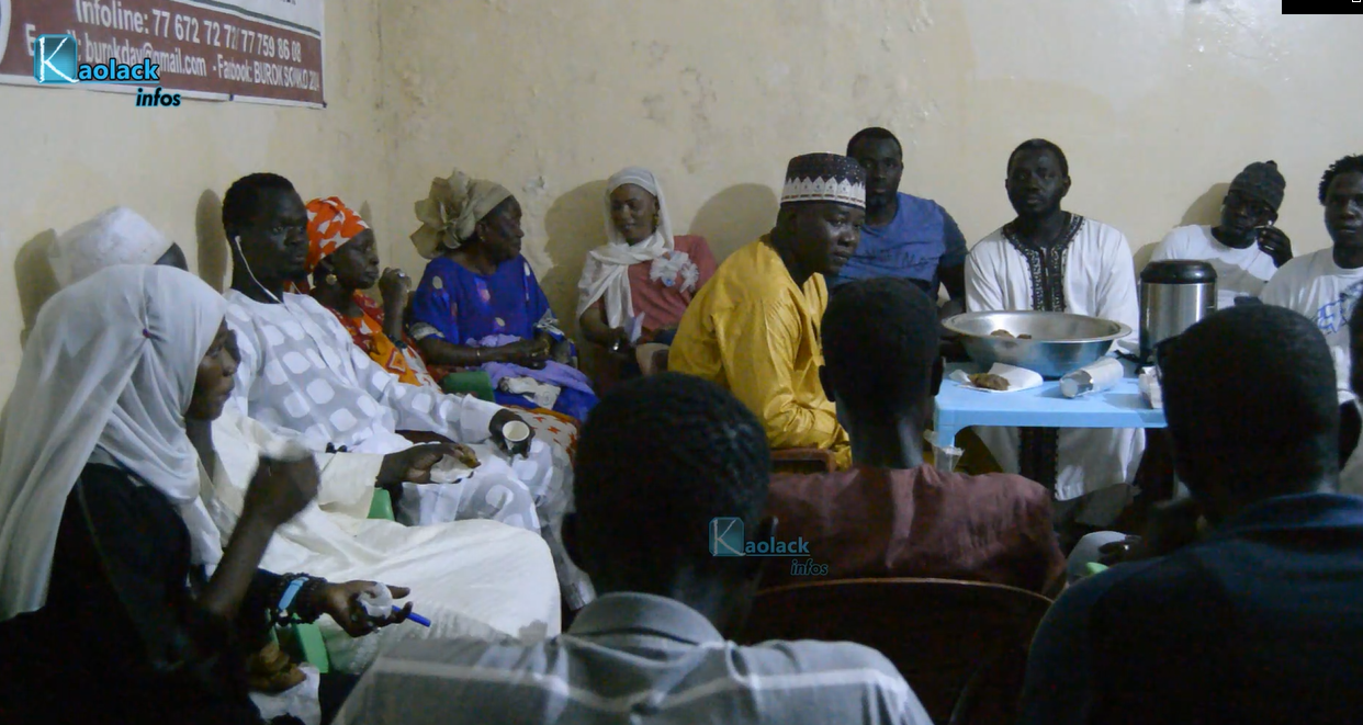 Procès Contre Adji Sarr Pastef Medina Baye Sérige En Bouclier Autour